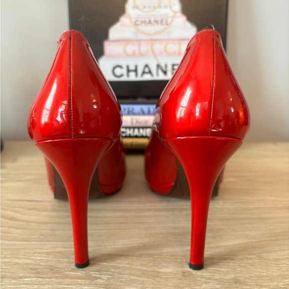 ☀️Stuart Weitzman Red Patent Leather Platform Heels Pumps Size 10 M - Picture 3 of 8